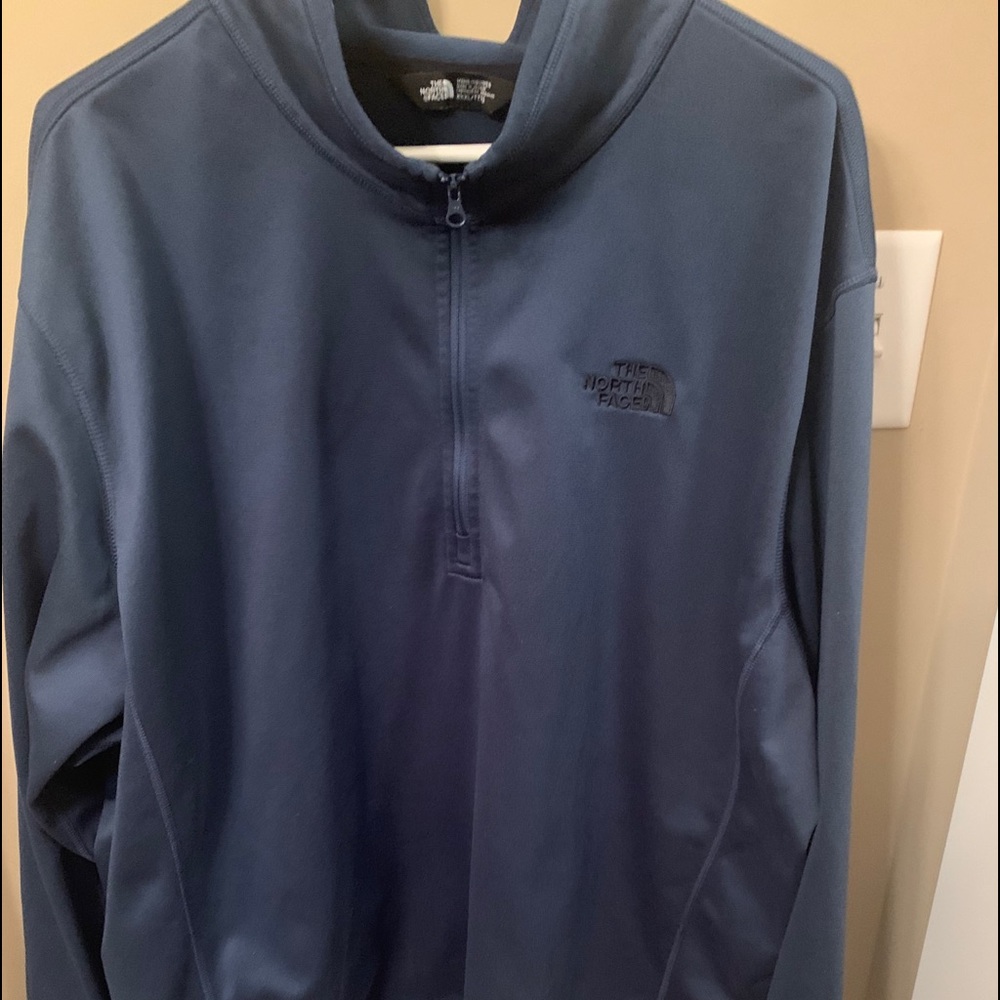 Men’s The North Face 1/4 zip up pullover